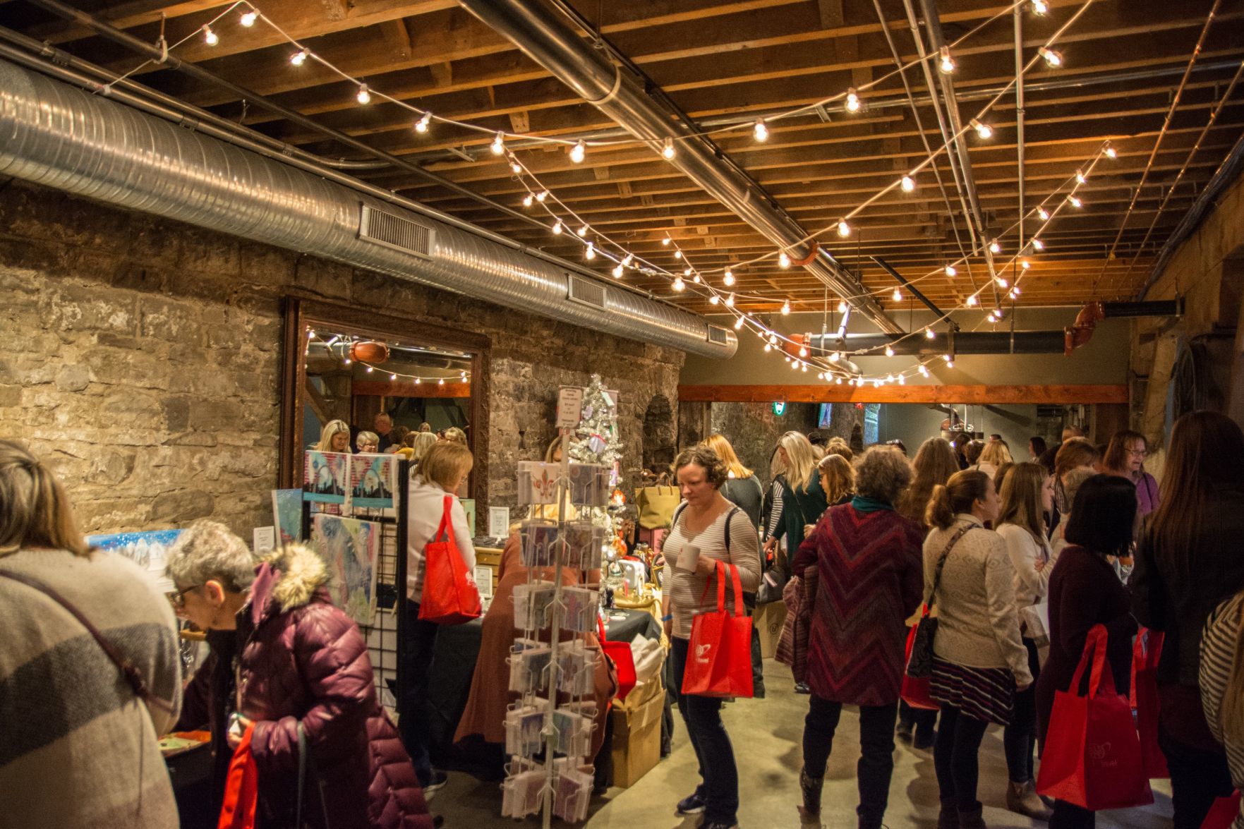 St. Louis Post-Dispatch Holiday Pop & Shop Event